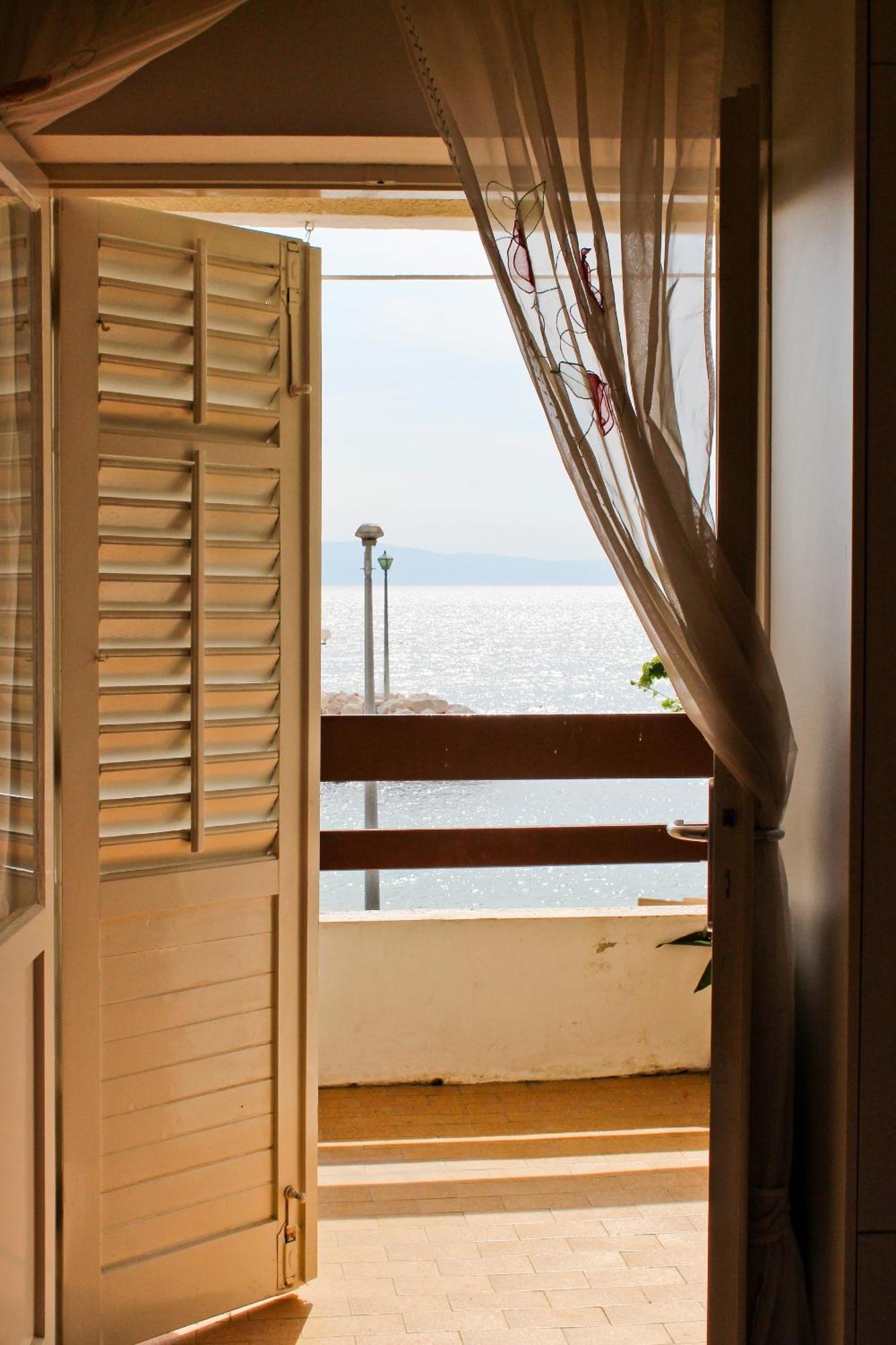 Apartments By The Sea Podgora, Makarska - 6787 Стая снимка